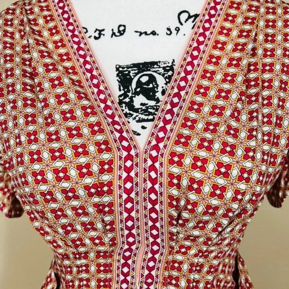 Max Studio red top  geometric flutter sleeve smock waist  front tie size XS boho